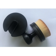 Nellie's Ergonomic Blending Brush 008